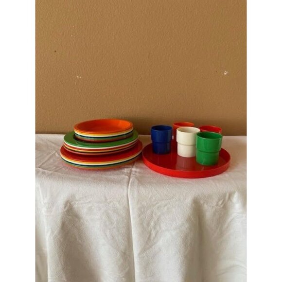 VTG MCM INGRID CHICAGO Party Ball Picnic Camping Set Retro Red Service For 6 - Picture 2 of 16